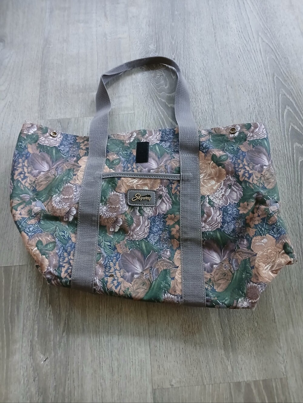 Vintage Skyway Floral Canvas Tote Bag in Green & Tan